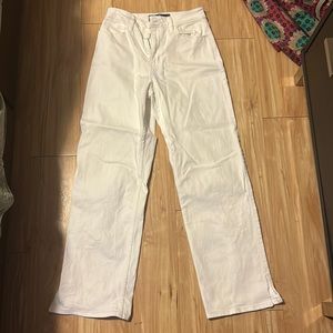 White Hollister jeans